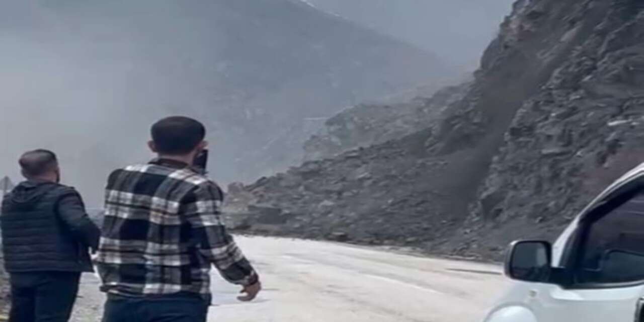 Sürücülerin ölümde döndüğü an kamerada