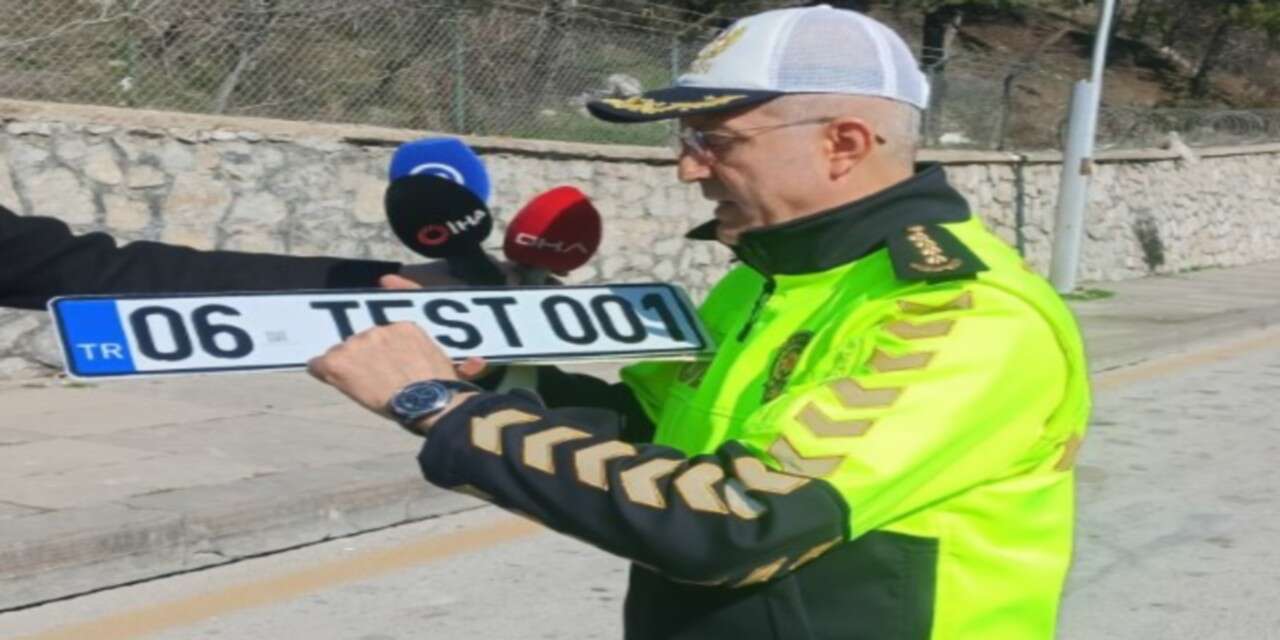 Mühür varsa karekod şart değil