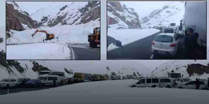 Van-Hakkari Yolunda Korku Dolu Anlar: Çığ Düştü