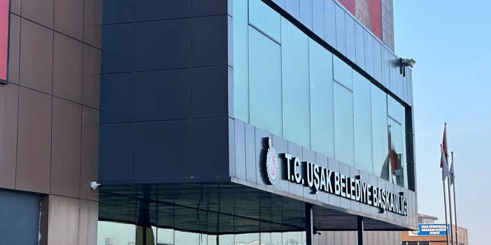 Belediyede Çalışmadan Maaş Skandalı