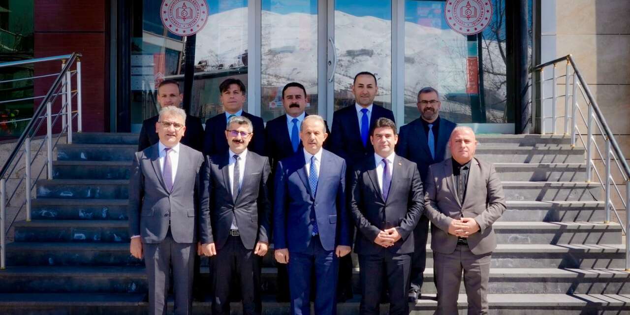 Vali Taşyapan'dan Milli Eğitim'e ziyaret