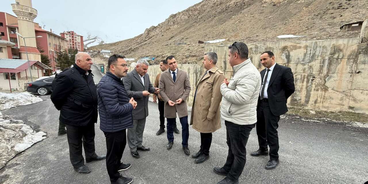 Başkanlar kentin birçok noktasında incelemelerde bulundu