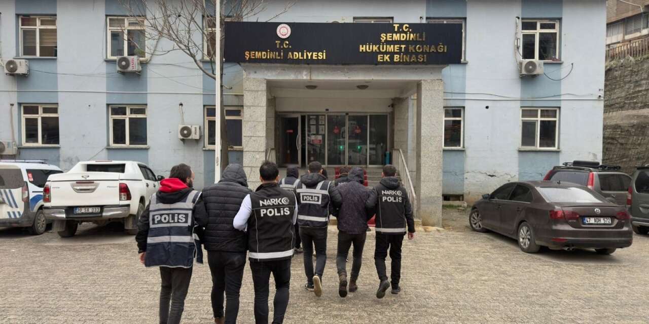 Hakkâri’de aranan 12 şahıs yakalandı