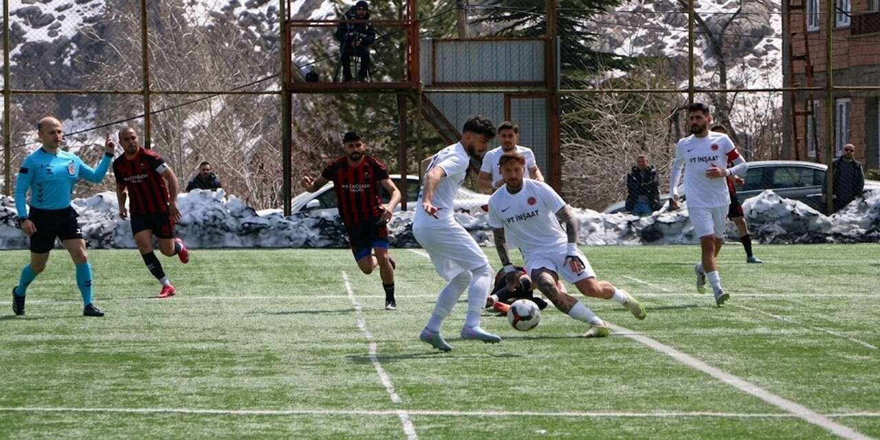 Zapspor maçında dostluk kazandı