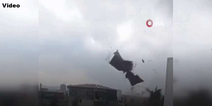 Şiddetli Fırtına: Evin Çatısı Uçtu