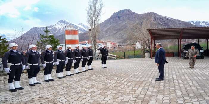 Vali Taşyapan’dan Polis Haftasında Emniyet Ziyareti