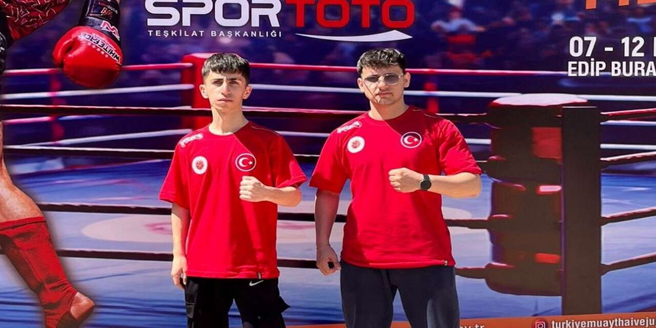 Hakkarili Tan Türkiye üçüncüsü oldu!