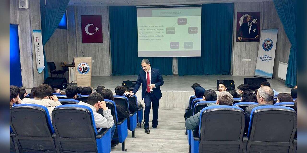 HAGİKADER’den gençlere anlamlı seminer