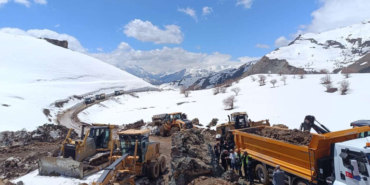 Başkan Kaya, Alternatif yol çalışmaları sürüyor