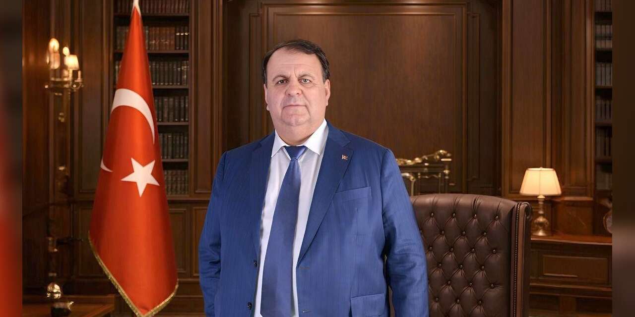 Hakkarili iş insanı Aytekin KARAHANLI'dan Van-Hakkari karayolunda heyelana ilişkin destek mesajı