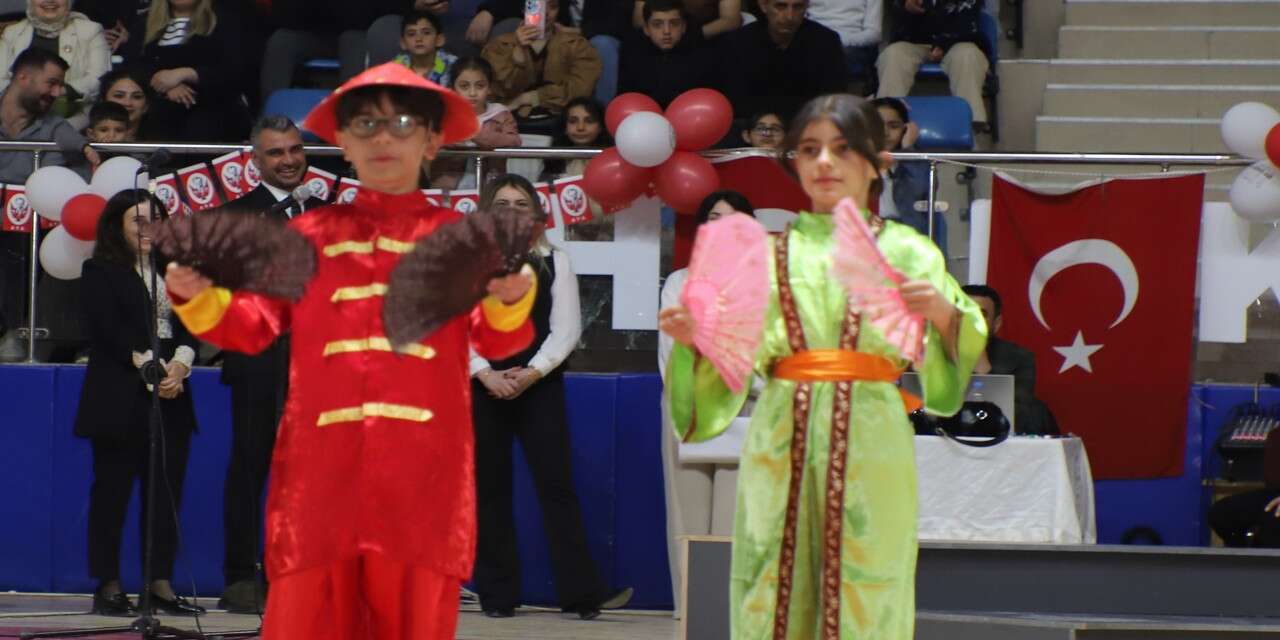 23 Nisan bayramından renkli görüntüler