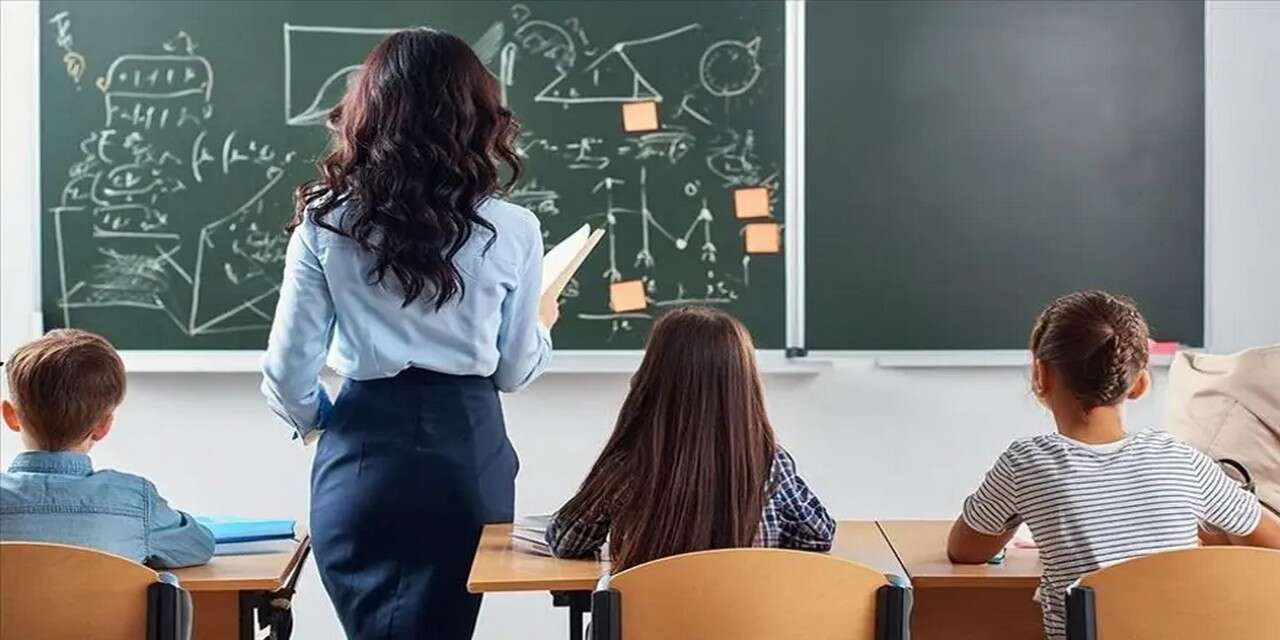 Öğretmenlere İl içi atamada 3 yıl şartı