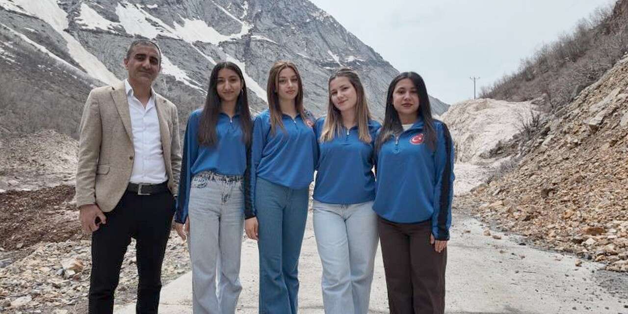 Köy çocuklarına anlamlı hediye