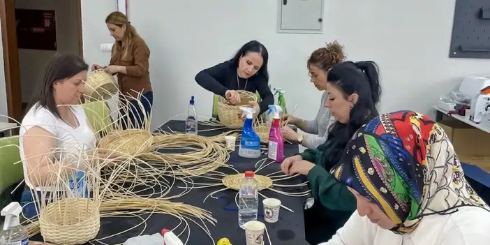 Hakkari'de Rattan İşler Atölyesi Eğitimi düzenlendi