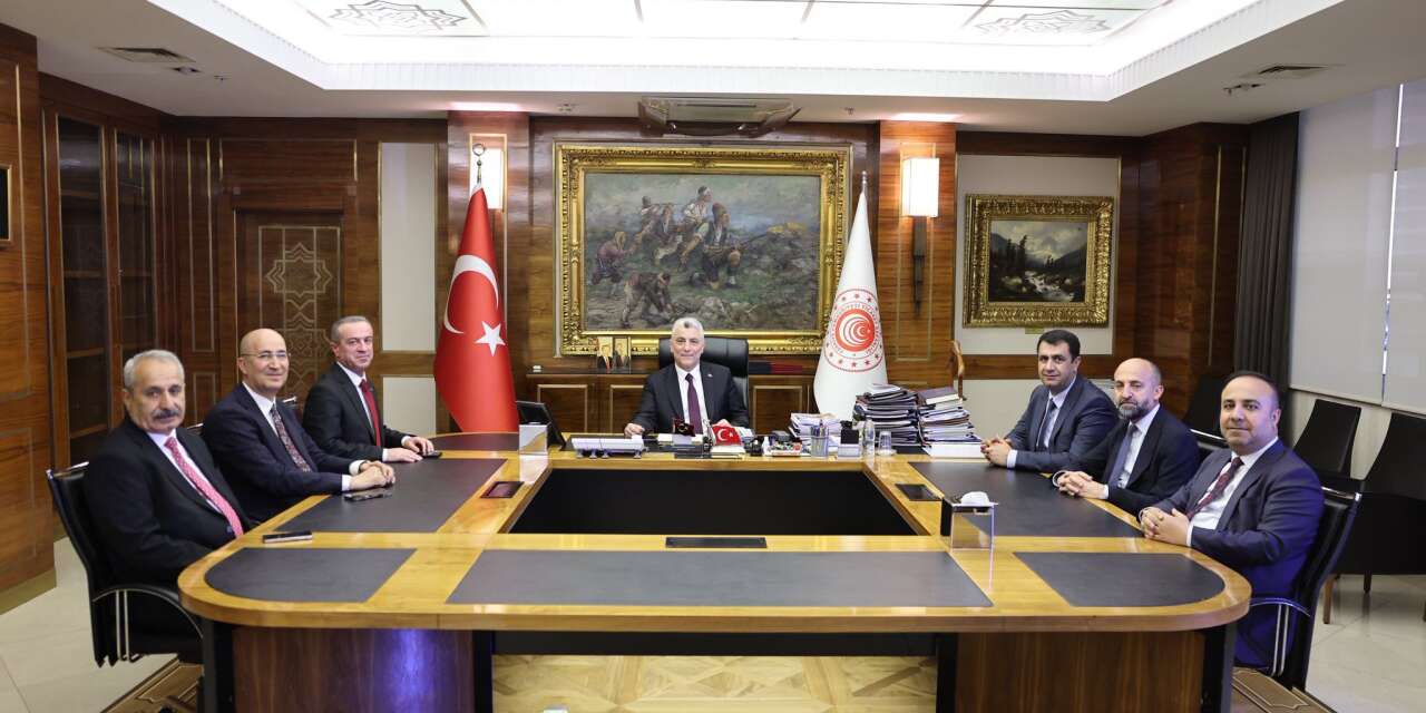 Hakkari'de sınır ticareti için kritik kararlar alındı