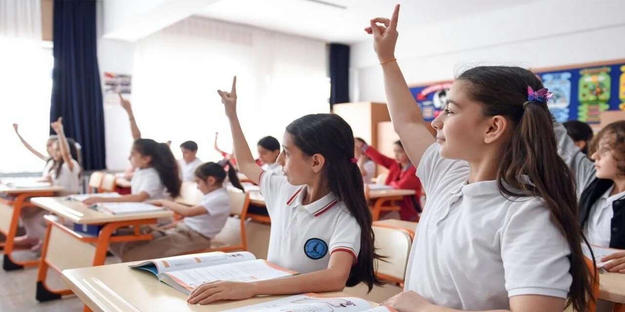 Eğitim sisteminde sürpriz değişiklik