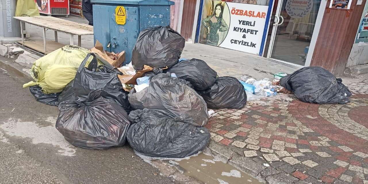 Hakkari'de sorunu: Köylüler direniyor, Şehir mağdur