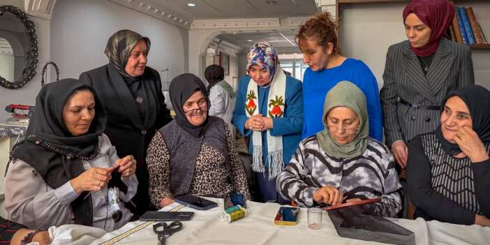 Kadınlara destek projeleri yerinde incelendi