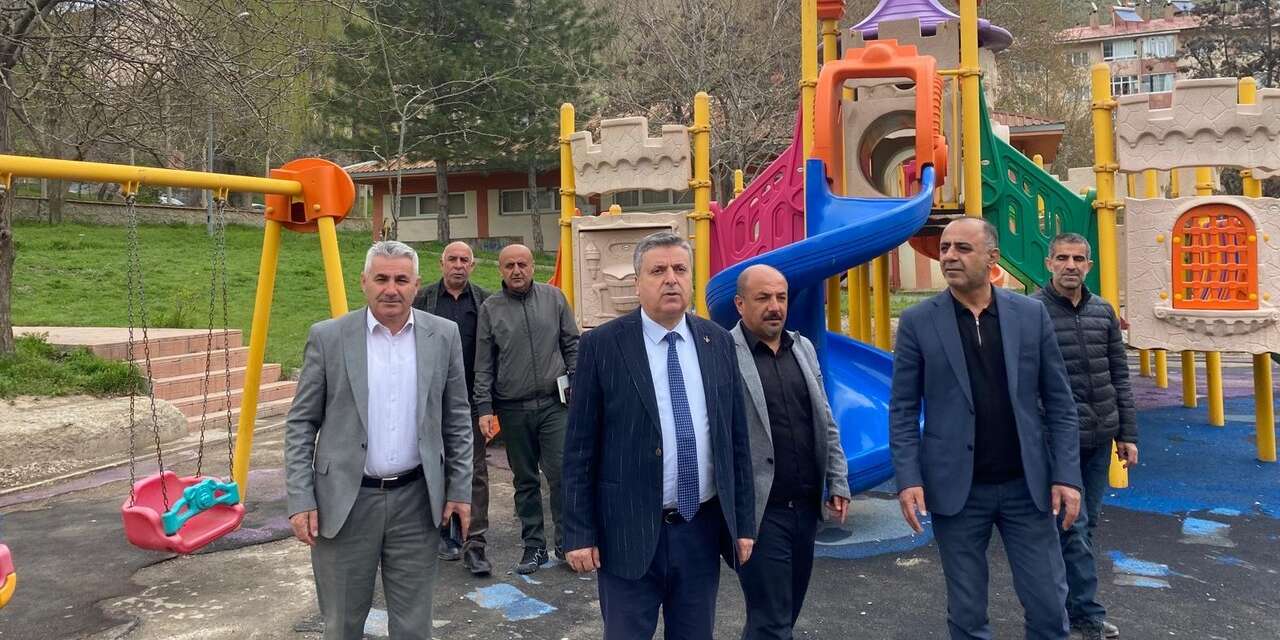 Başkan Yaşar: Muhtarların talepleri yerinde değerlendirildi