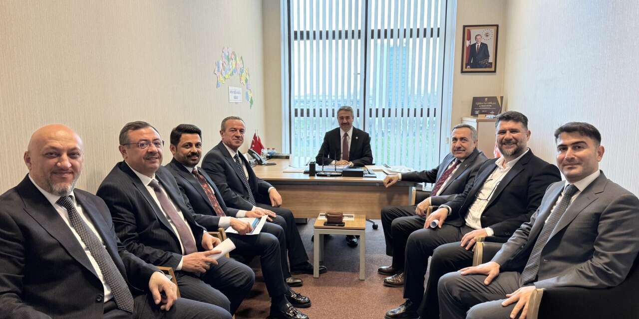 AK Partili Başkan Kaya, teşkilat toplantısına katıldı