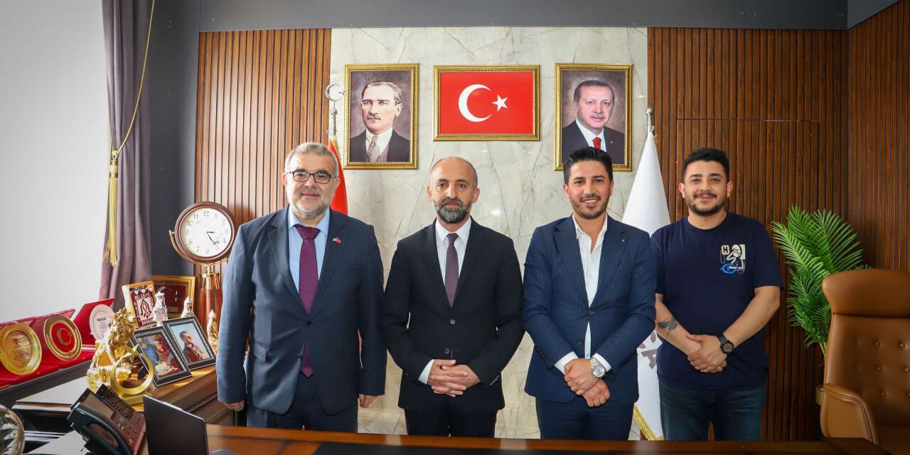 Manisa heyetinden Çukurca Belediye Başkanı Demir'e ziyaret