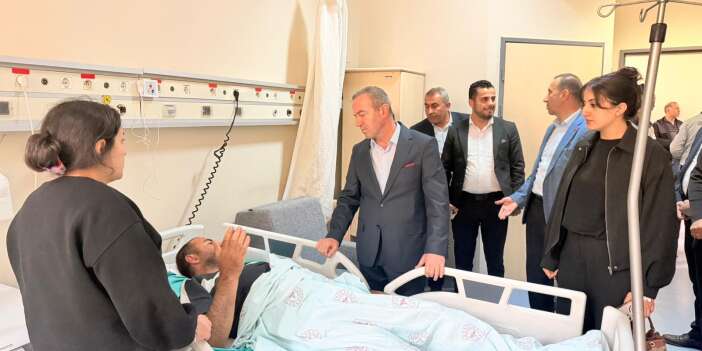 Başkan Kaya, yaralıları ziyaret etti