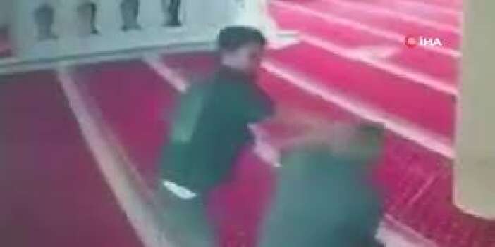 Bahçelievler’de cami görevlisine yumruklu saldırı