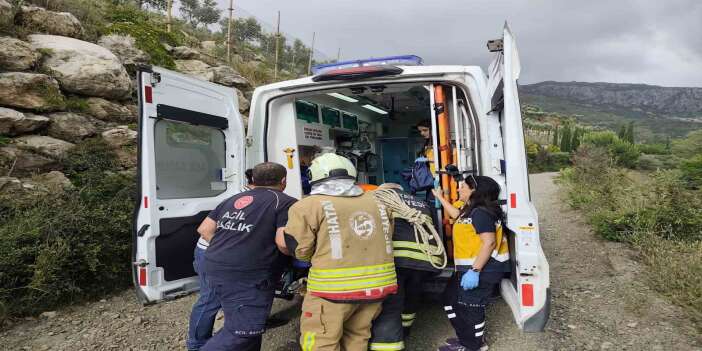 Şelaleye Düşen Kadını İtfaiye Kurtardı