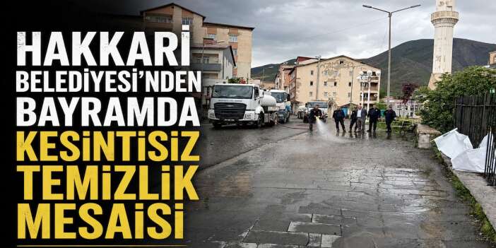Hakkari'de İtfaiye ekipleri çamura geçit vermedi