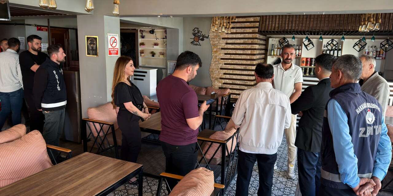 Hakkari’de Kafe ve işletmelere sıkı tütün denetimi