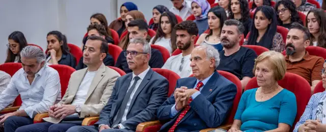 Prof. Dr. Saim Özkar Hakkari’de İklim Değişikliğin