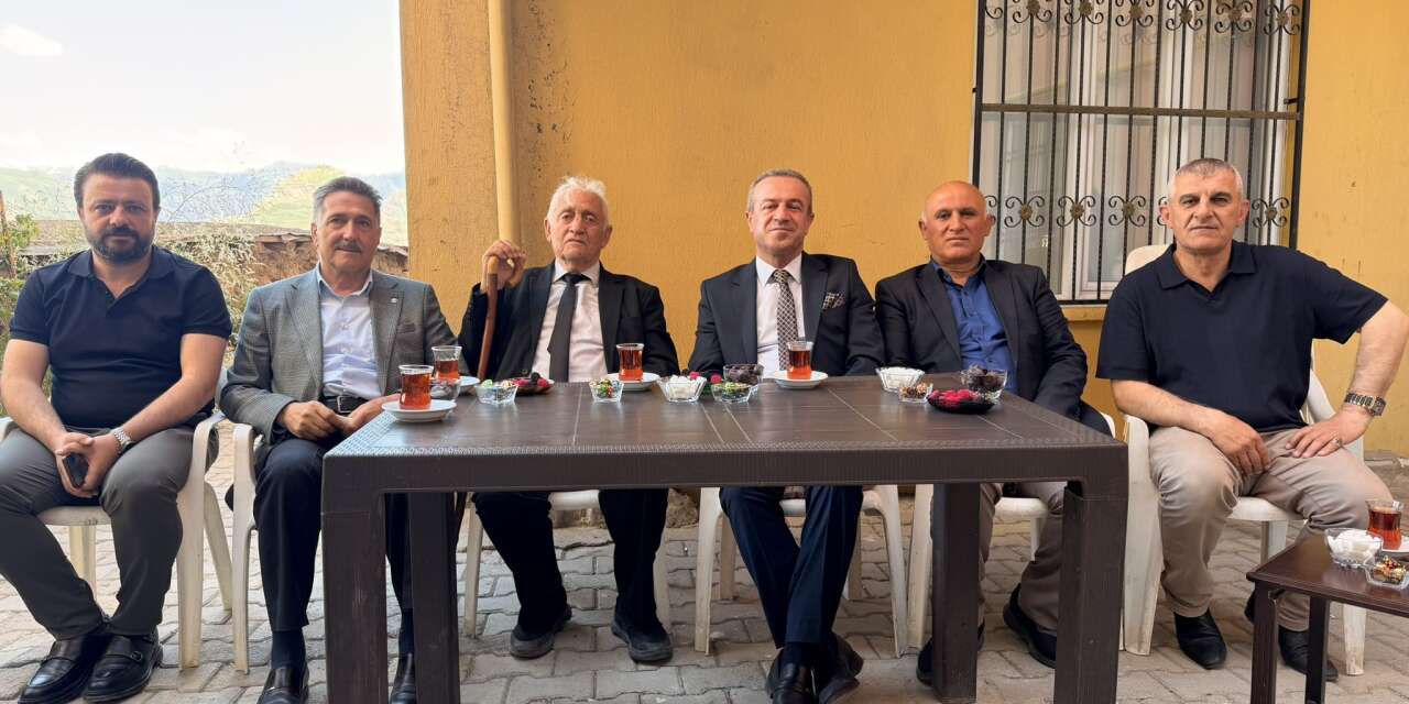 Başkan Kaya’dan Kanaat Önderi H. Sıddık Gür’e ziyaret