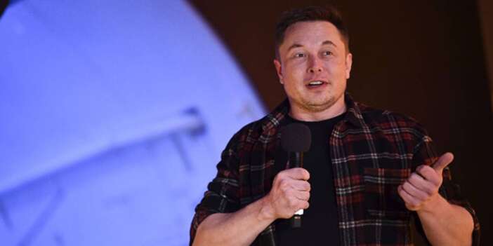 Elon Musk Dünyanın İlk Trilyoneri Oldu
