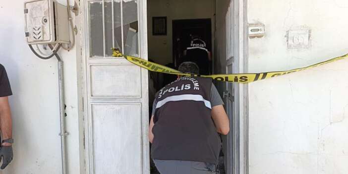 Vanlı polis memuru ölü bulundu
