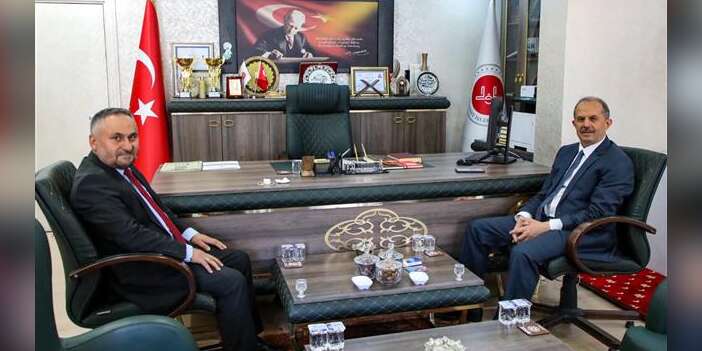 Vali Taşyapan’dan İl Müftüsü Okuş’a ziyaret