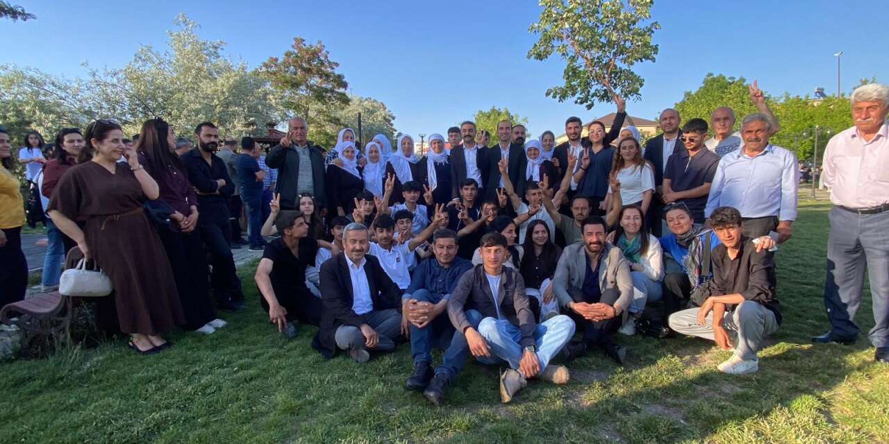 Bayındır, halkla bir araya geldi