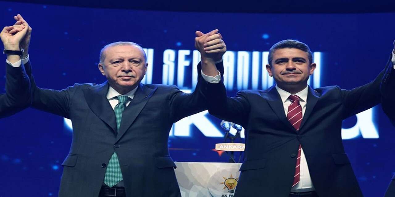 Başkan Koç Levent Koç, AK Parti'ye katıldı