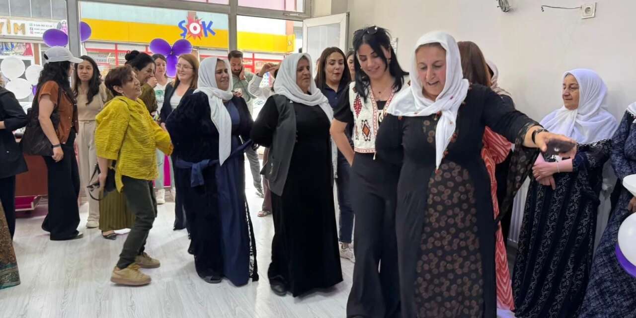 Binevş Kadın Dayanışma Merkezi açıldı