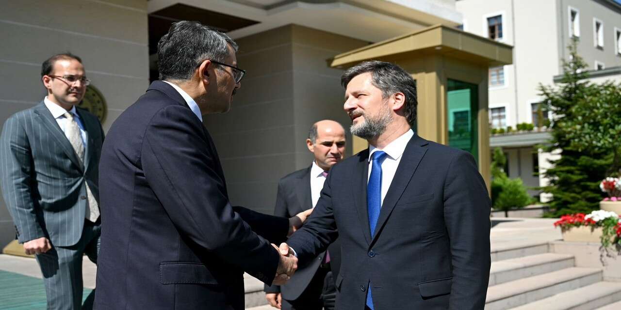 Bakan Yardımcısı Ali Çelik, Macaristan Büyükelçisi Viktor Matis’i ağırladı