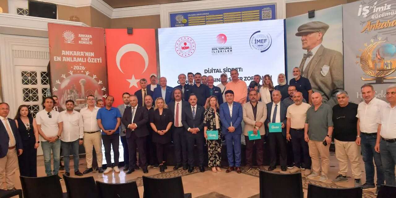 TİMBİR’den Siber Zorbalığa Karşı Farkındalık Programı