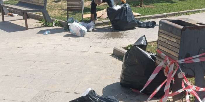 Kent Park'ta bir günde bir araç dolusu çöp toplandı