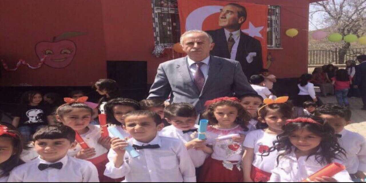 Slehi Aşireti Lideri Fatih Keskin’den karne tebriği