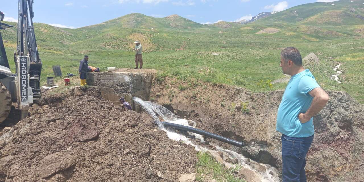 Hakkari’de içme suyu için yoğun mesai