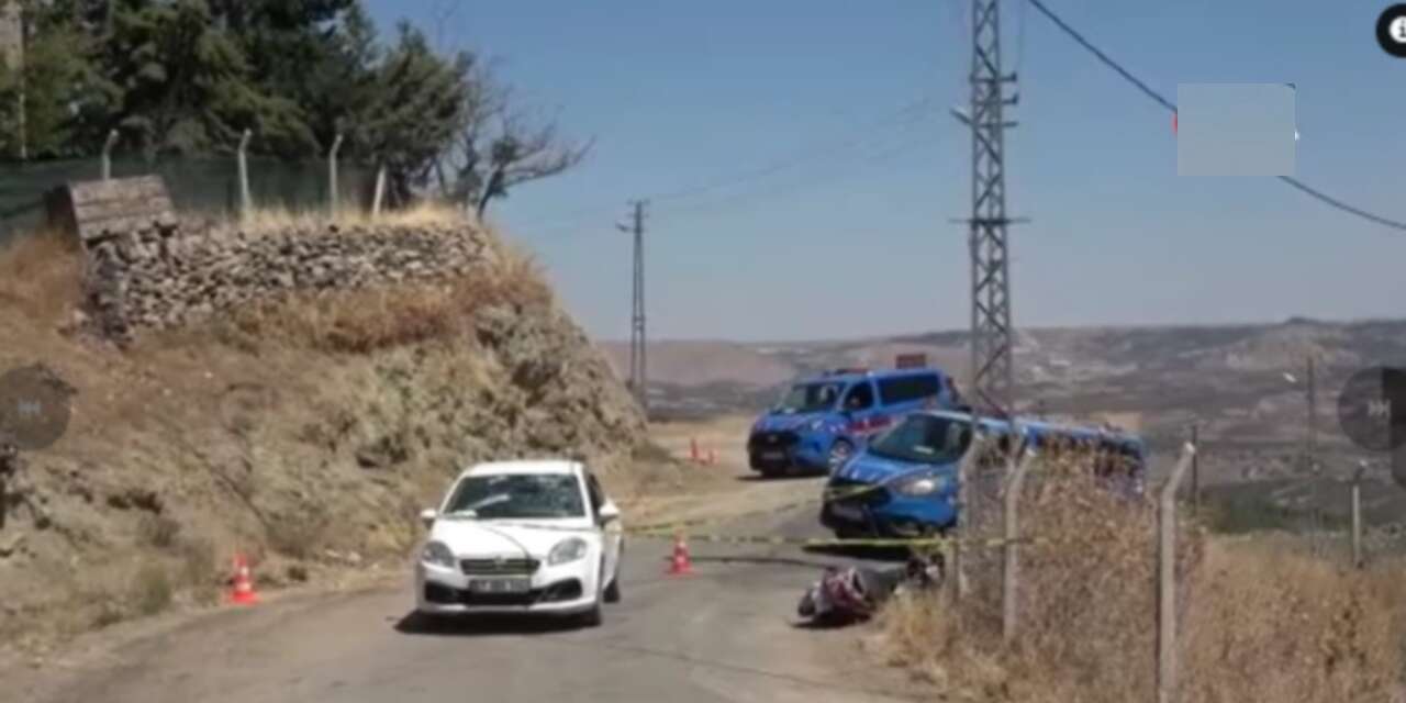 Yol verme kavgası  1 ölü, 12 yaralı
