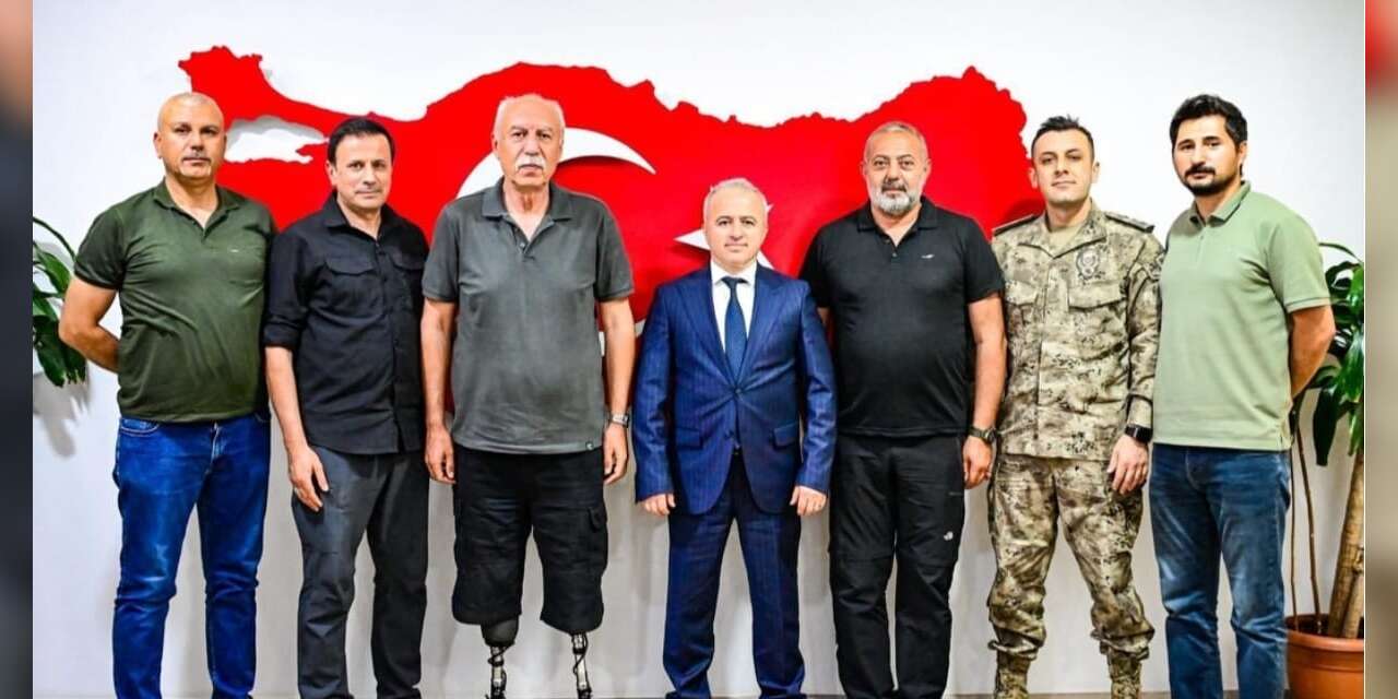 Hakkâri Gazilerinden Emniyet Müdürü Attila Ayata’ya ziyaret
