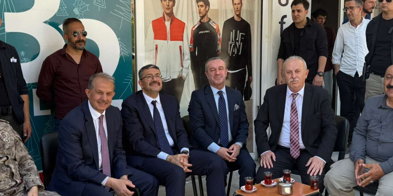 Bakan Yardımcısı Çelik, Aşiret Lideri Keskin'i ziyaret etti