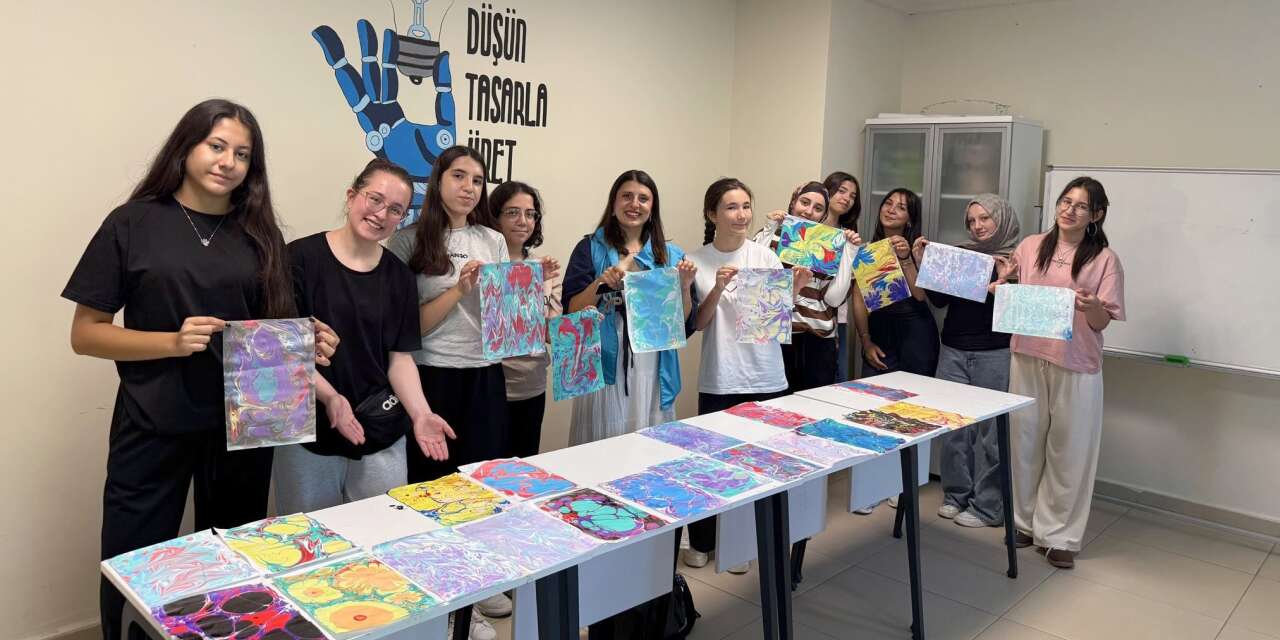 Gençlik kamplarıyla unutulmaz bir yaz başlıyor