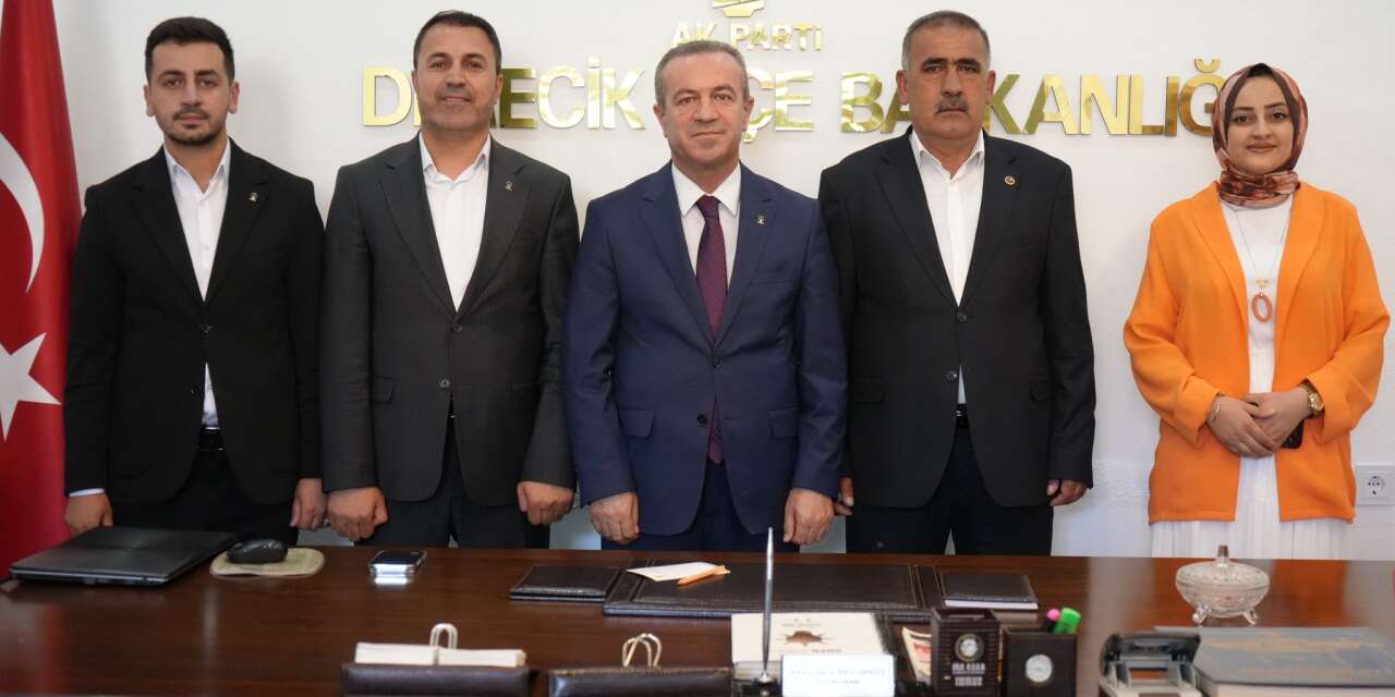AK Parti'den Derecik Çıkarması
