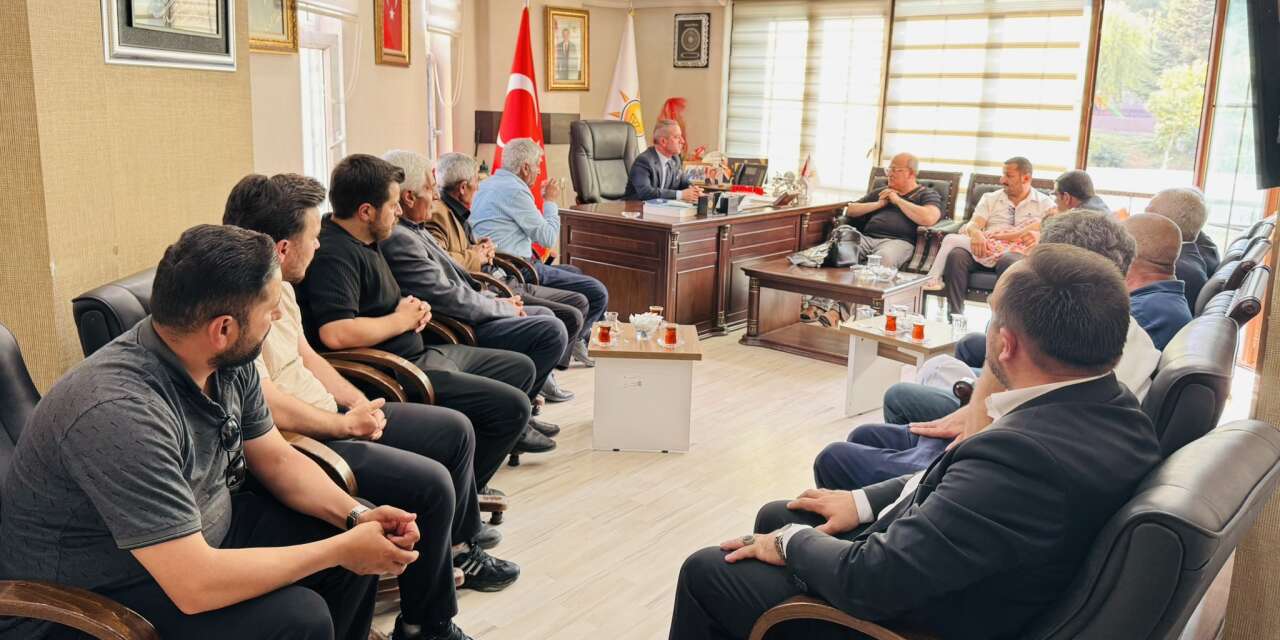 AK Parti Hakkâri'de Yoğun Mesai