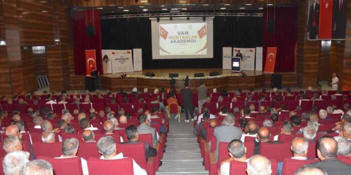 Muhtarlar Akademisi Van'da kapılarını açtı